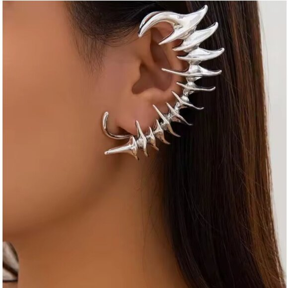 Silver Tone Spike Skeleton Ear Cuff Gothic Punk Thorn Clip On Earring Jewelry - Picture 2 of 3